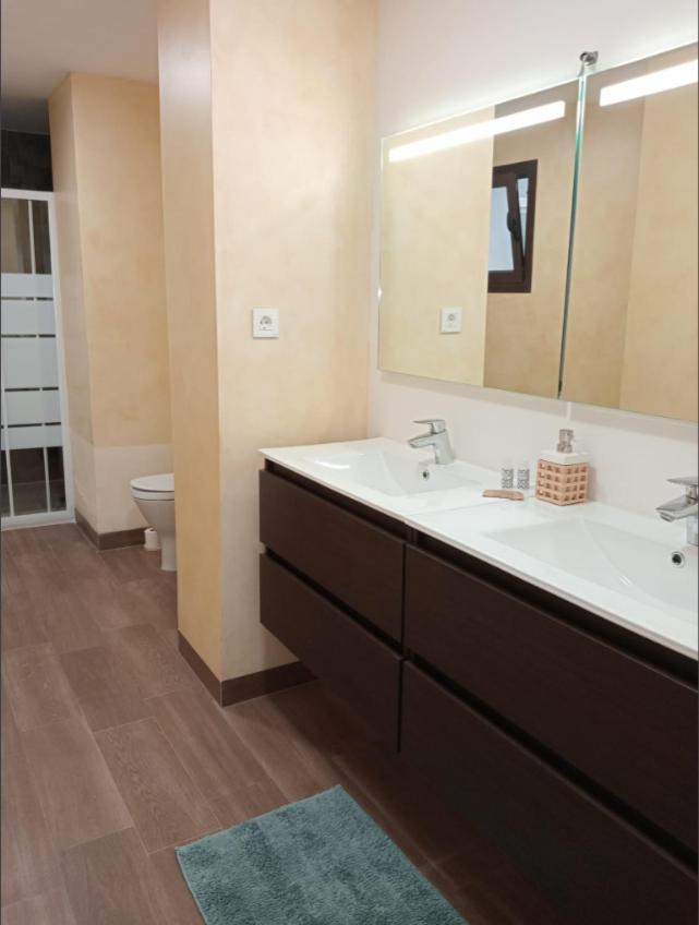 Beach Side Apartment -エステポナ エクステリア 写真